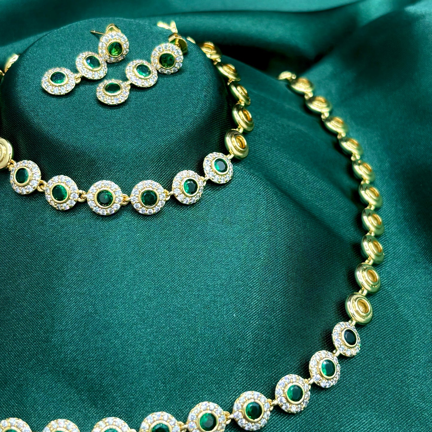 Conjunto circular esmeralda