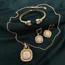 Conjunto Arwa